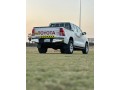 toyota-hilux-2019-small-6