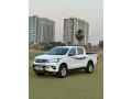 toyota-hilux-2019-small-0