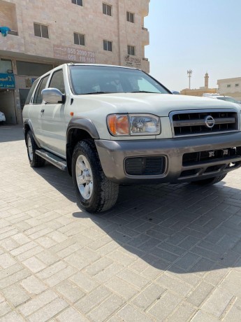 nissan-pathfinder-2003-big-4