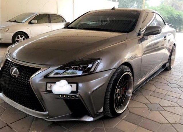 lexus-is350c-2010-big-0