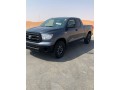 toyota-tundra-2010-small-0