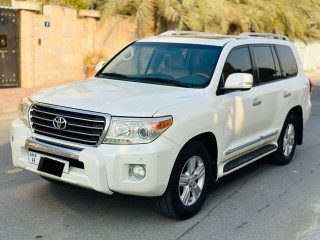 Toyota Land Cruiser GXR 2013