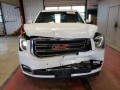 gmc-yukon-slt-2017-small-0