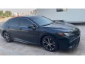 toyota-camry-se-2019-small-0