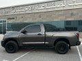 toyota-tundra-2012-small-1