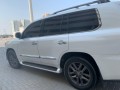 lexus-lx570-2012-small-5