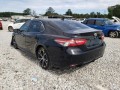 toyota-camry-se-2019-small-2