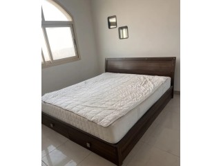 King size bed + matress