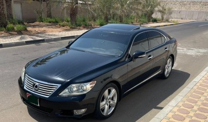 lexus-ls-460-big-0