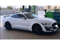 ford-mustang-2017-small-0