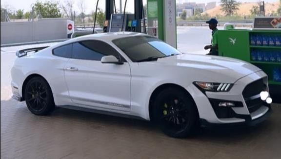 ford-mustang-2017-big-0