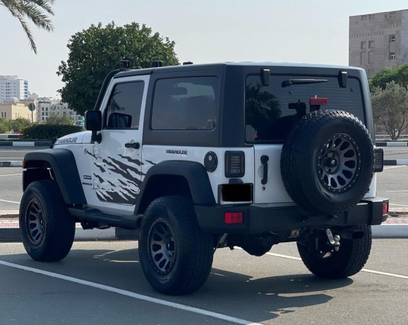 jeep-wrangler-2016-big-1