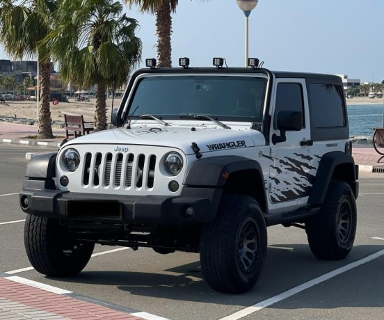 jeep-wrangler-2016-big-0