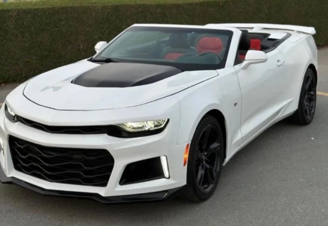 chevrolet-camaro-2021-big-0