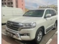 toyota-land-cruiser-2017-small-0