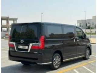 Toyota Granvia 2020