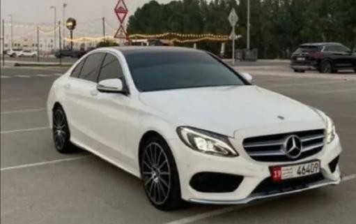 mercedes-c200-2018-big-0