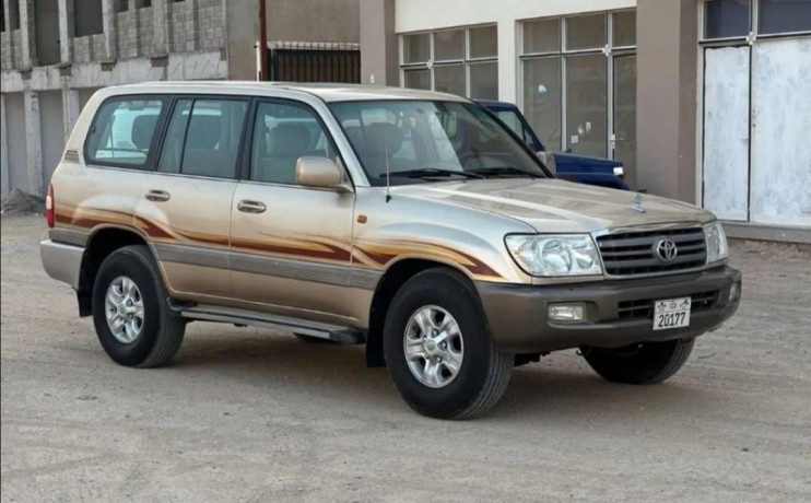 land-cruiser-2003-big-0