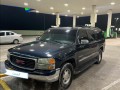 gmc-yukon-2004-small-0