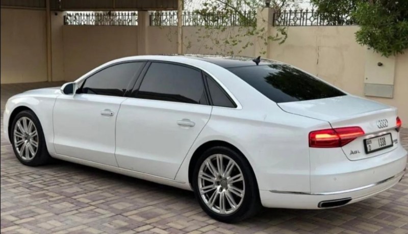 audi-a8-2015-big-0