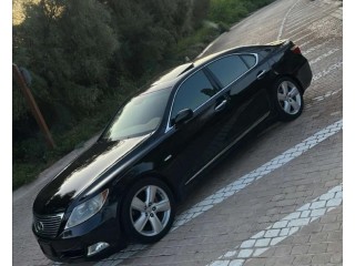 Lexus LS 460