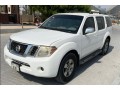 nissan-pathfinder-2010-small-0