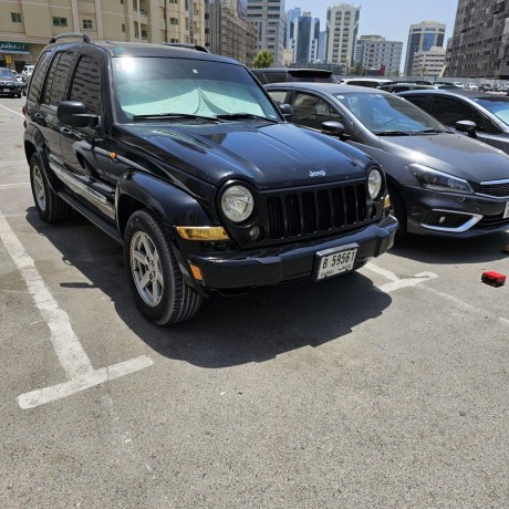 jeep-cherokee-2006-big-0