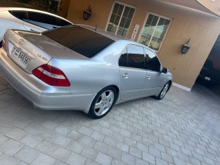 Lexus LS430 2004