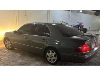 Lexus LS430