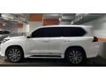 lexus-lx570-small-0