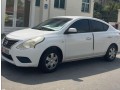 nissan-sunny-2016-small-0