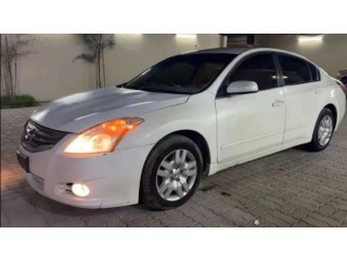 Nissan Altima 2012