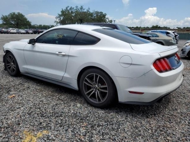 ford-mustang-2016-big-9