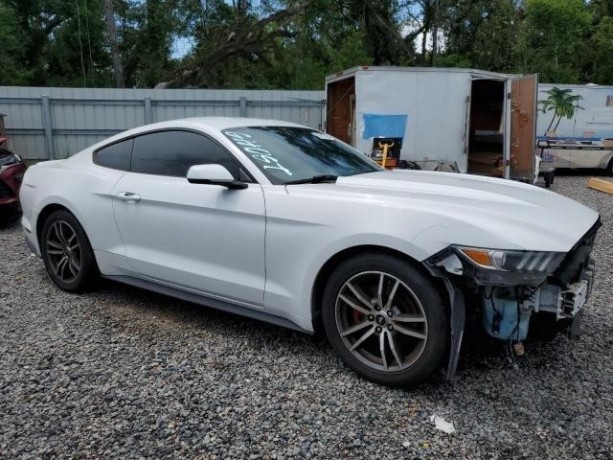 ford-mustang-2016-big-0