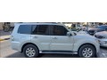 mitsubishi-pajero-2014-small-1