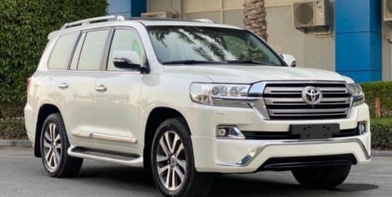 toyota-land-cruiser-vxr-big-0