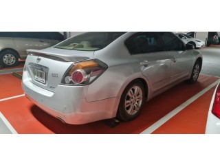 Nissan Altima 2012