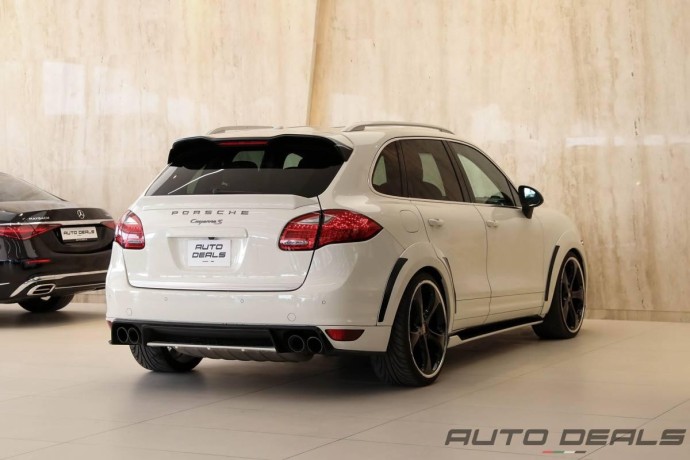 porsche-cayenne-big-0