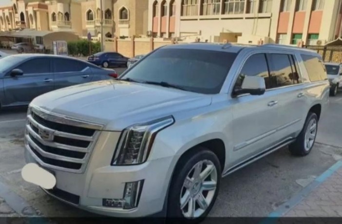 cadillac-escalade-big-0