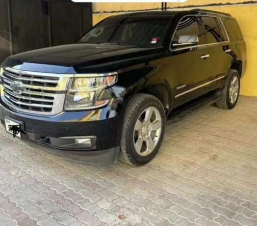 chevrolet-tahoe-big-0