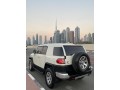 toyota-fj-cruiser-small-2