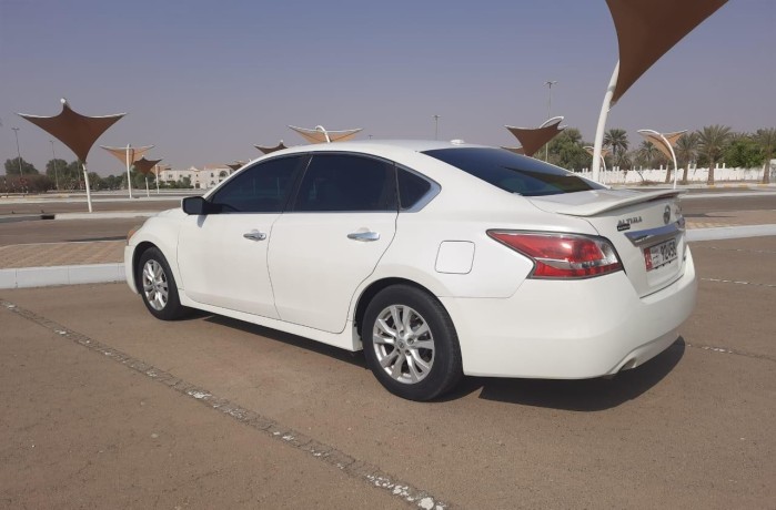 nissan-altima-2014-big-2