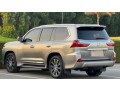 lexus-lx570-small-0