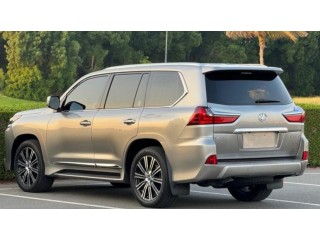 Lexus LX570