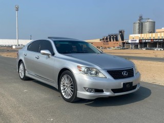 Lexus LS460 F