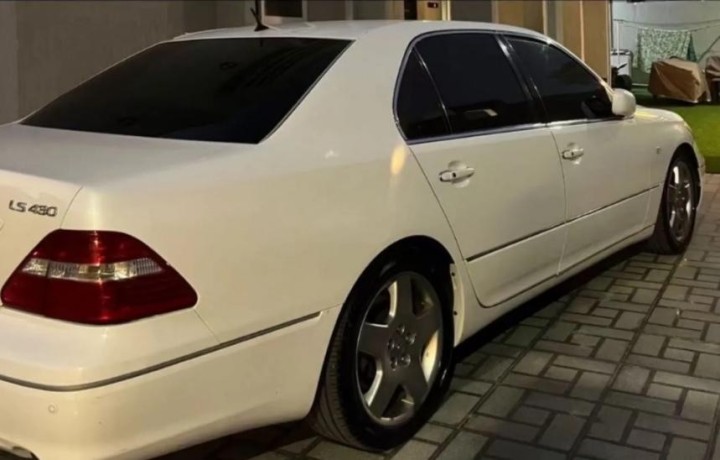 lexus-ls430-big-0