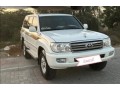 toyota-land-cruiser-gxr-small-0