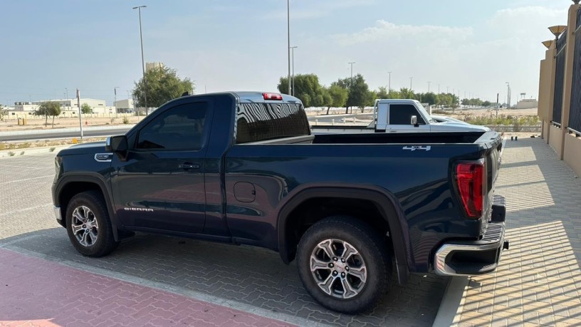 gmc-sierra-2023-big-2