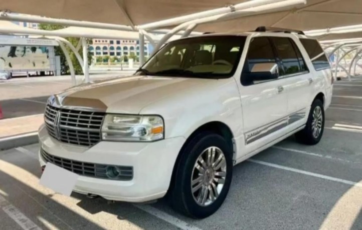 lincoln-navigator-big-0