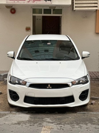 mitsubishi-lancer-2016-big-0